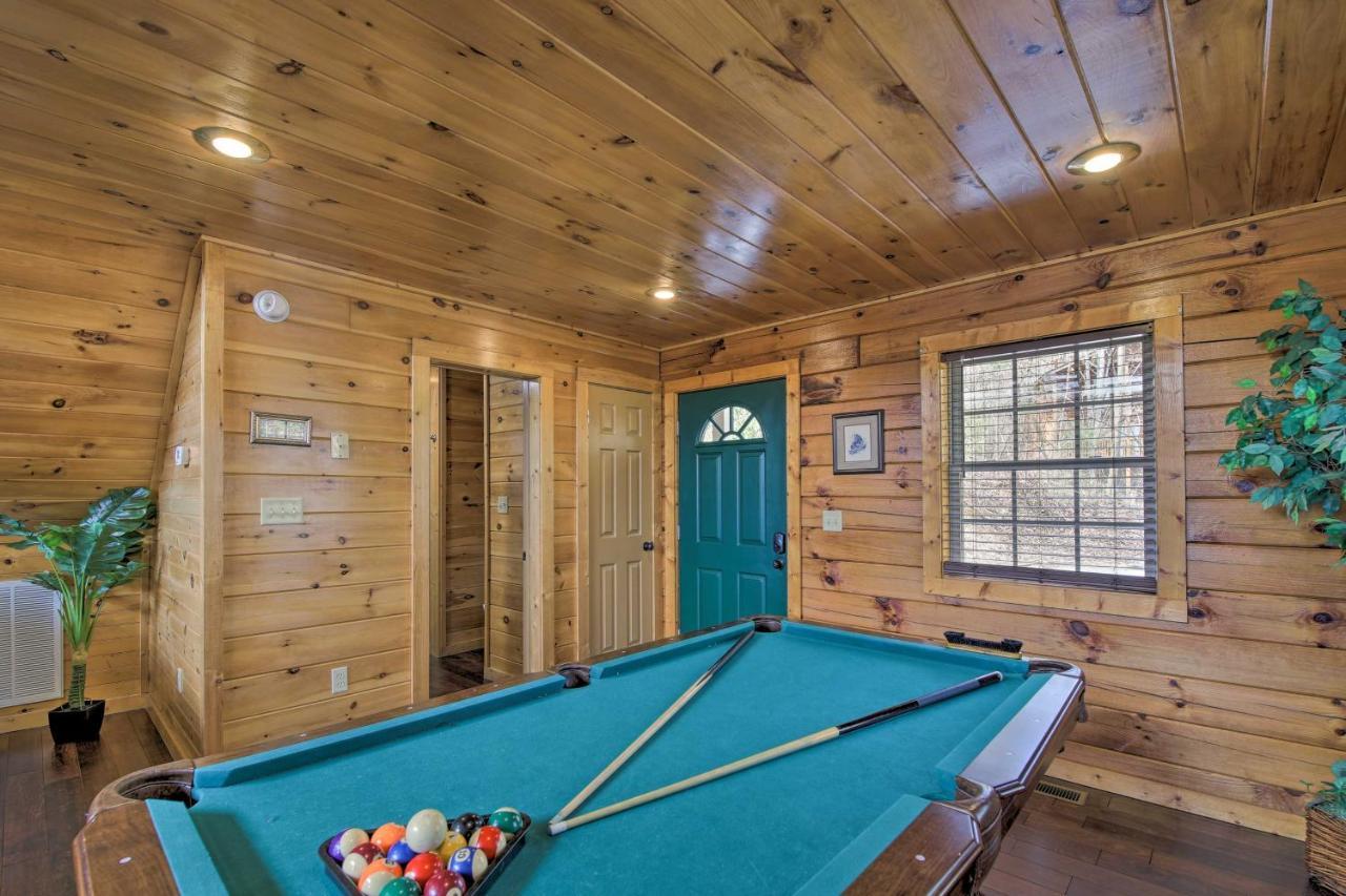 Gatlinburg Cabin With Pool Table And Hot Tub! Eksteriør billede