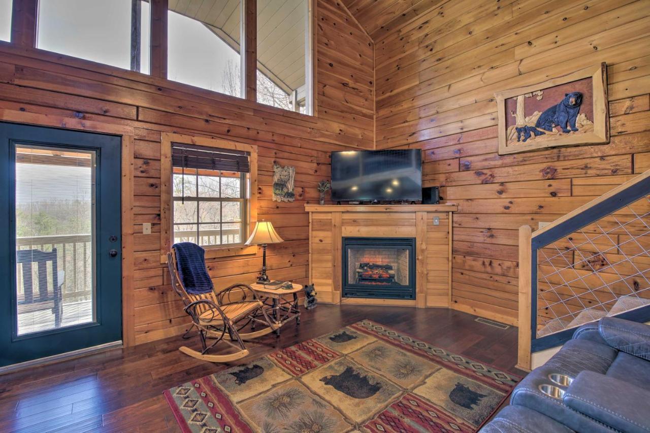 Gatlinburg Cabin With Pool Table And Hot Tub! Eksteriør billede