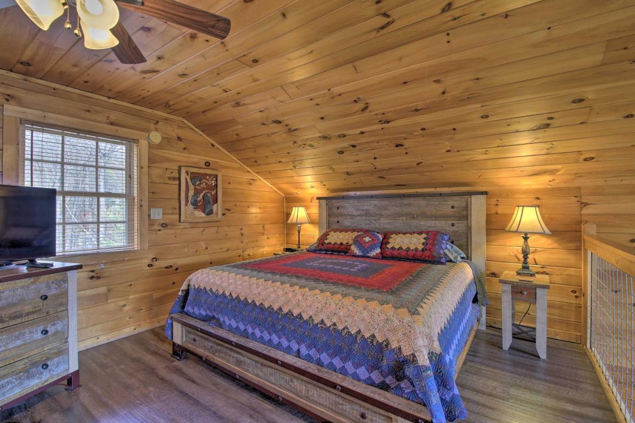 Gatlinburg Cabin With Pool Table And Hot Tub! Eksteriør billede