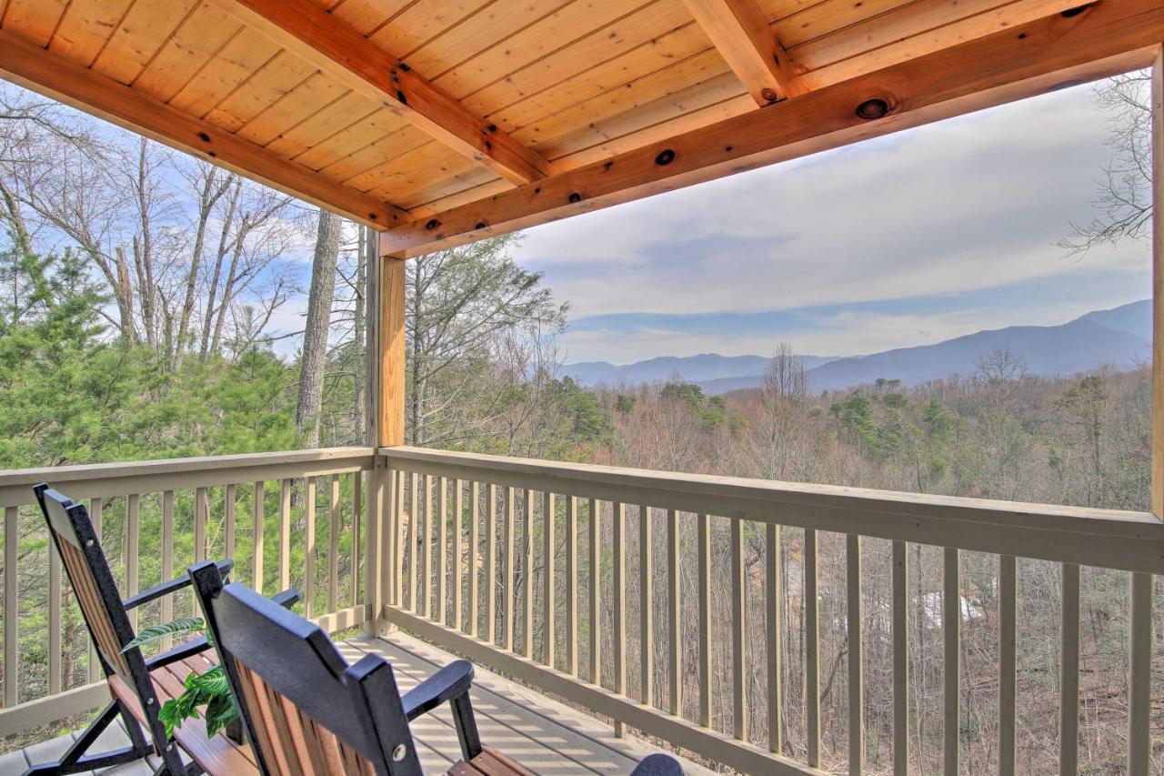 Gatlinburg Cabin With Pool Table And Hot Tub! Eksteriør billede