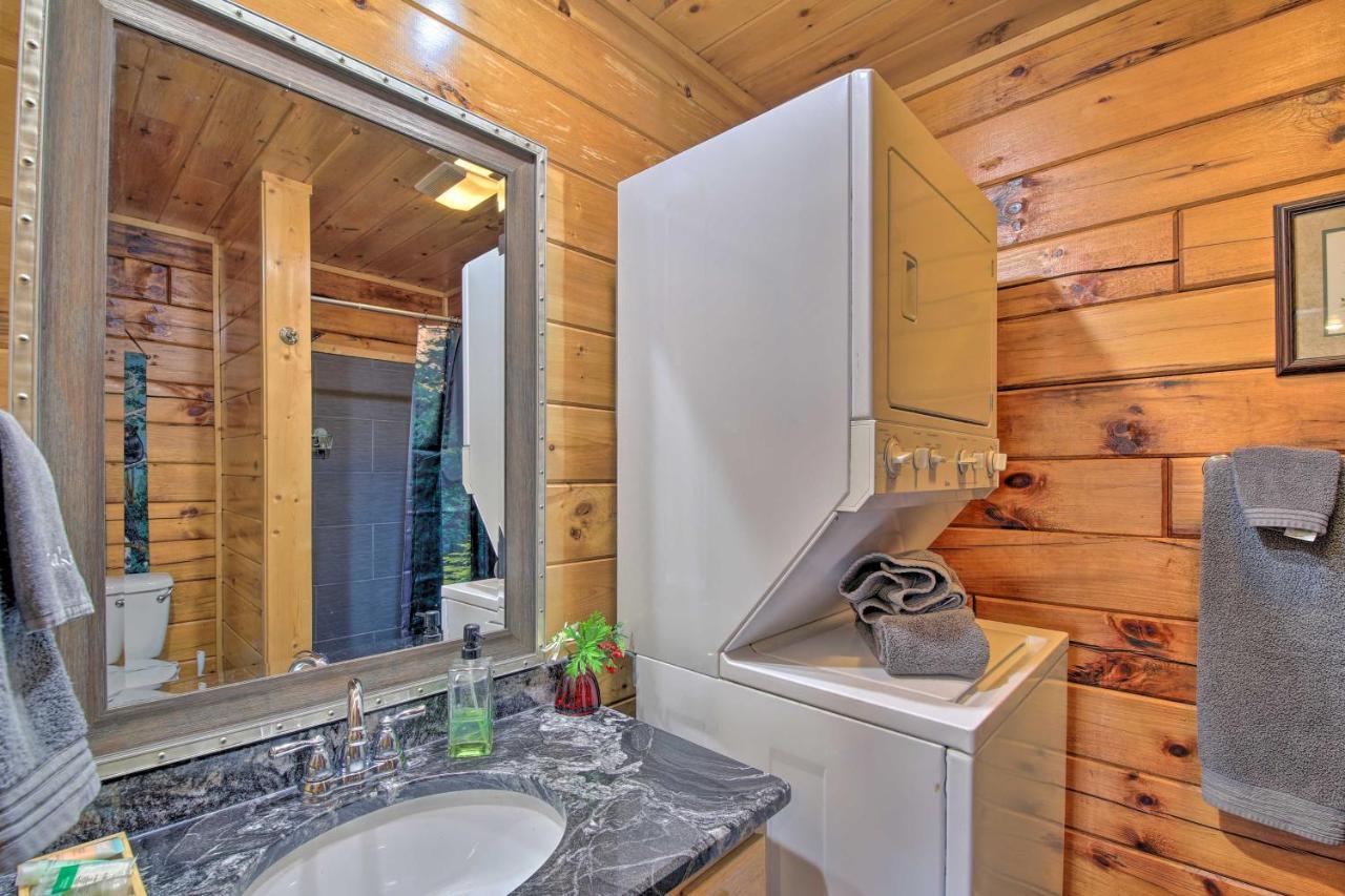Gatlinburg Cabin With Pool Table And Hot Tub! Eksteriør billede
